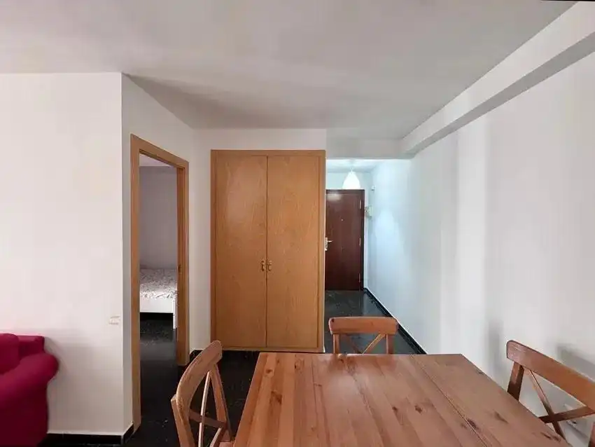 Habitación de Piso en venta en Valencia con Aire acondicionado, Amueblado y Balcón
