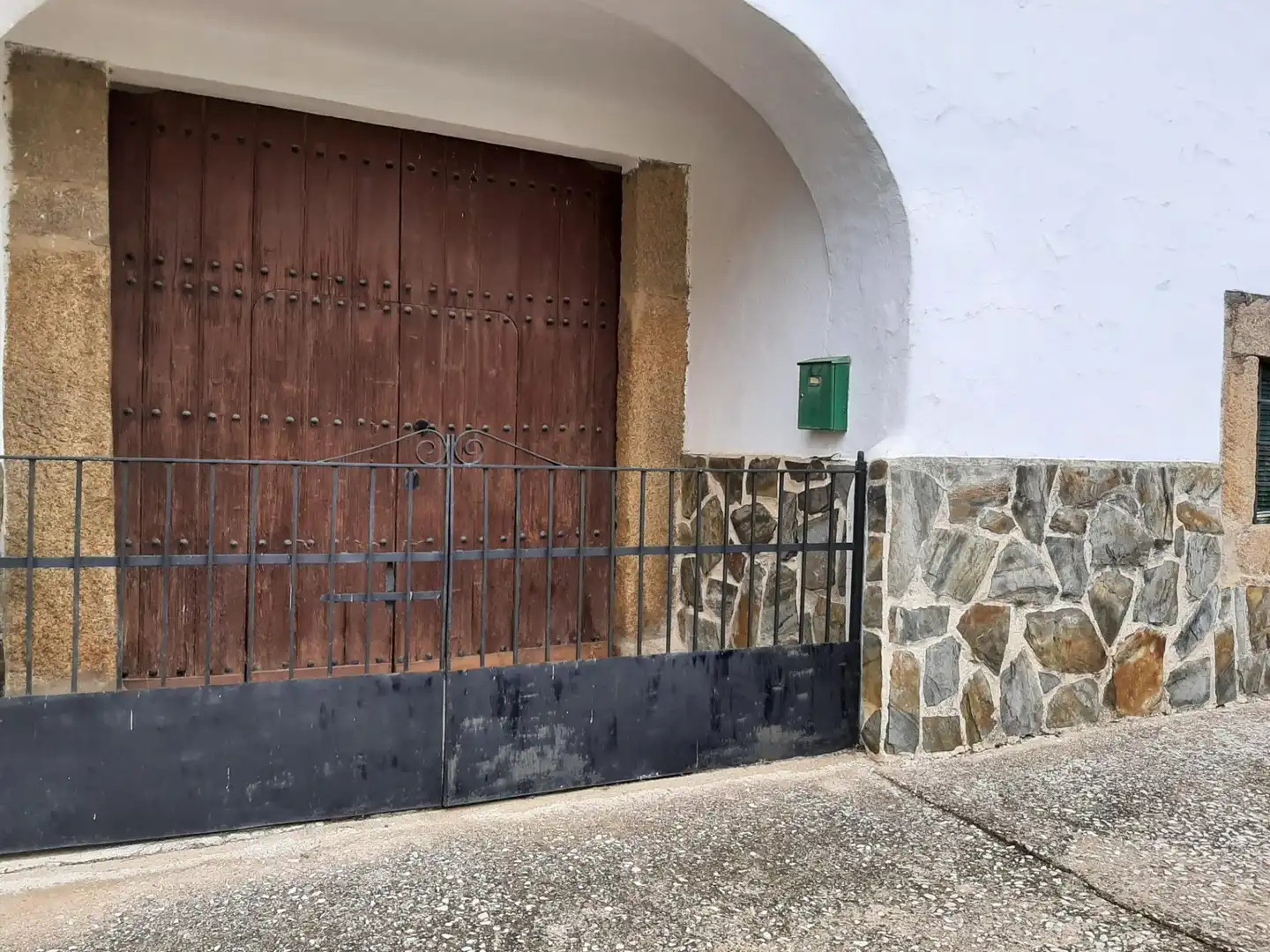 Vista exterior de Casa o xalet en venda en Botija amb Terrassa
