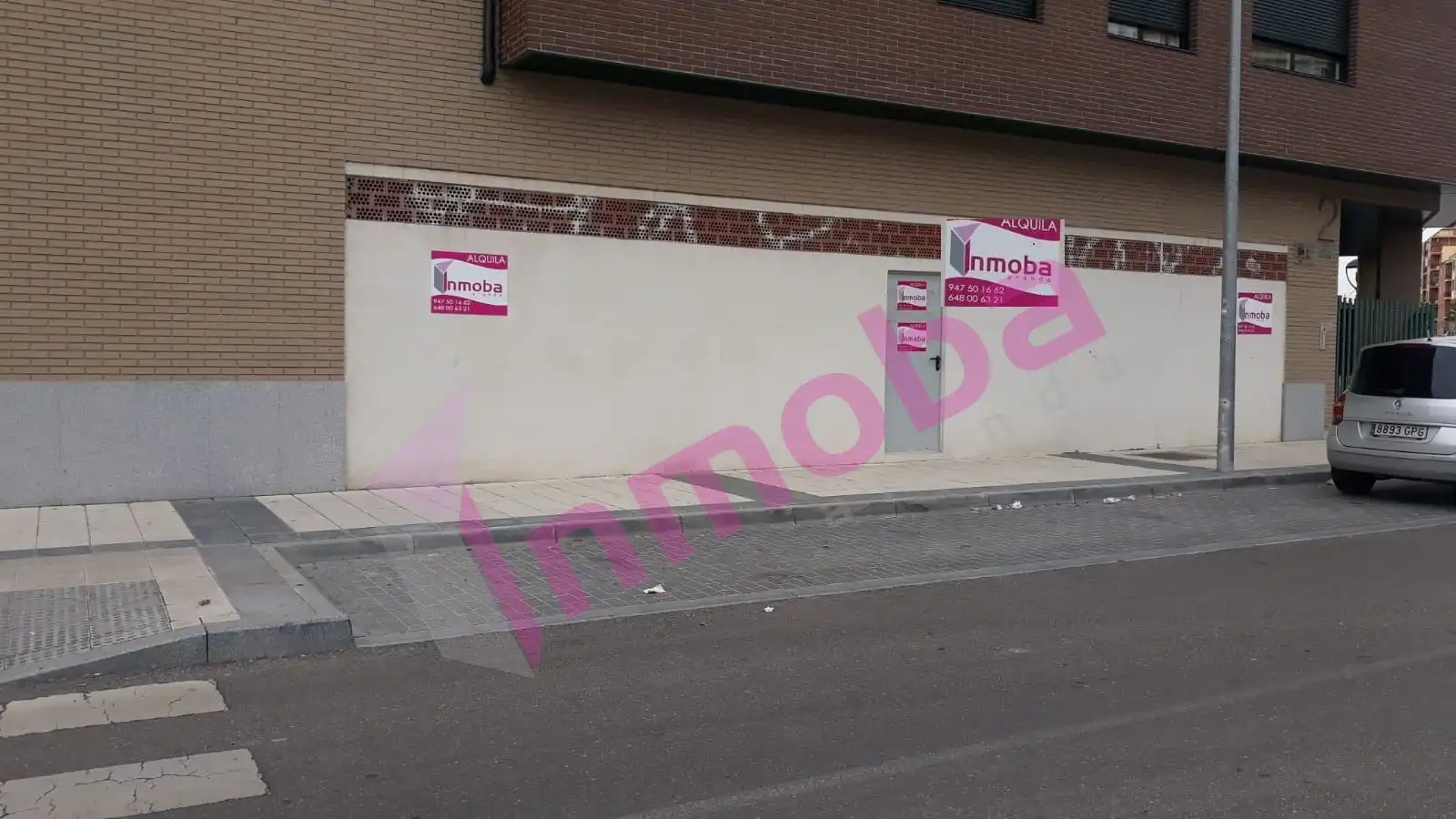 Local comercial en venta en Calle Rafael Alberti 1