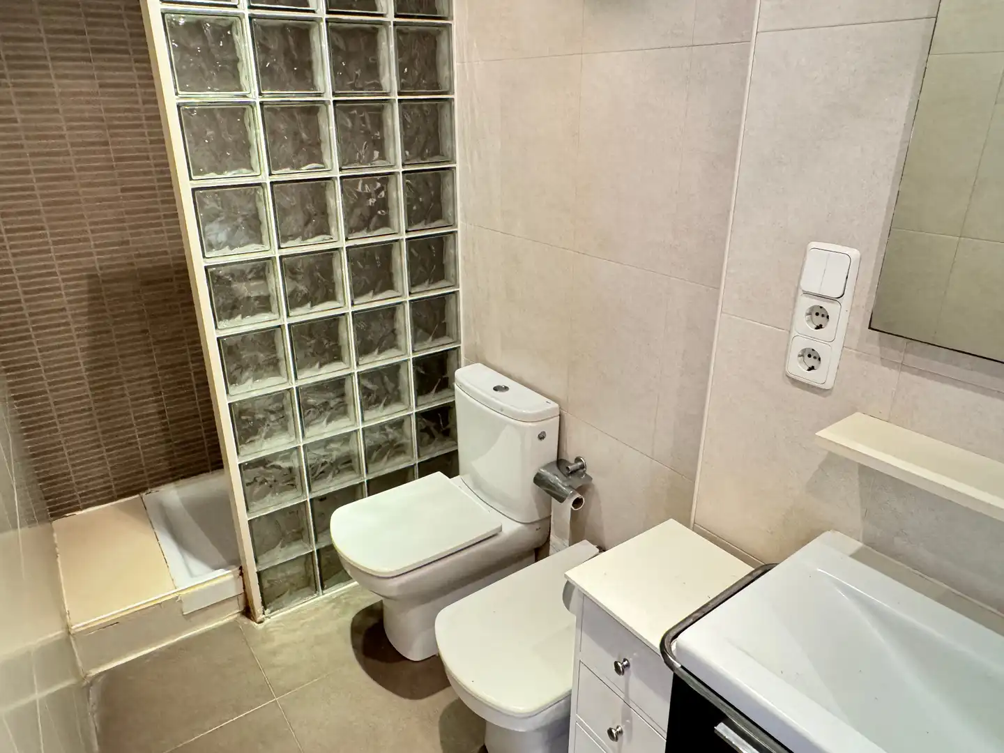 Wohnung zur Miete in Carrer de Berlín, 87, Barri de les Corts