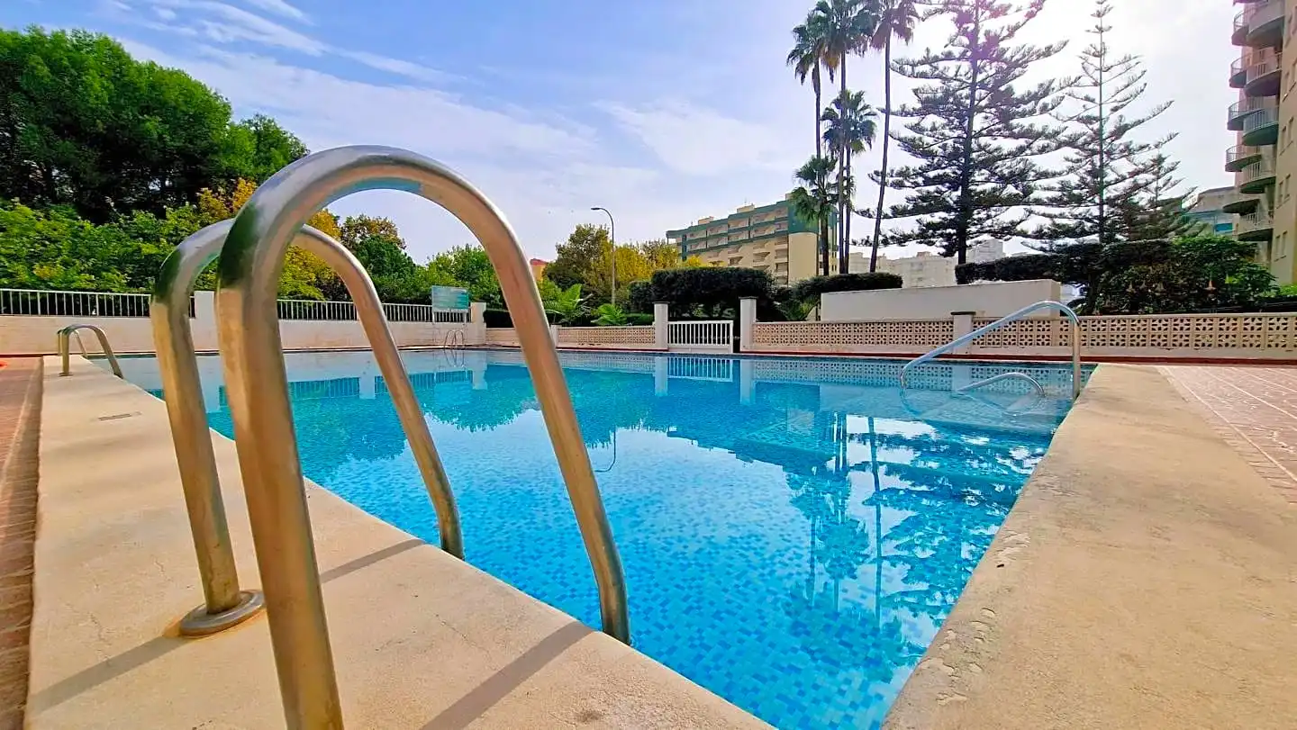 Apartamento de alquiler en De La Rioja, 125, Playa de Gandia