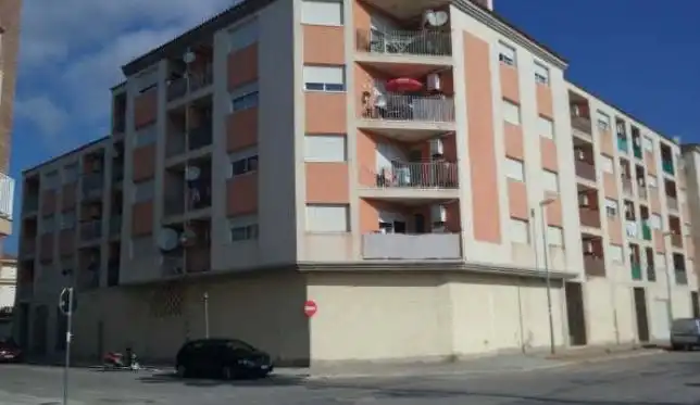 Aparcament amb ascensor en venda a Prolongacion Valencia