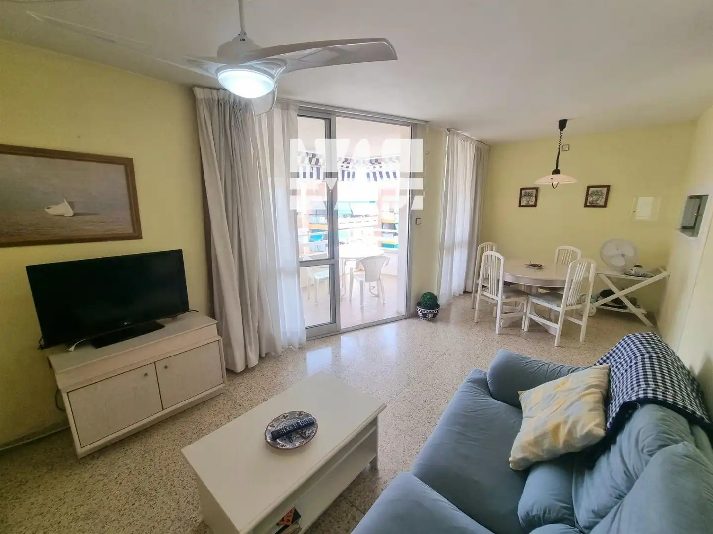 Sala de estar de Piso en venta en Torredembarra con Aire acondicionado, Calefacción y Terraza