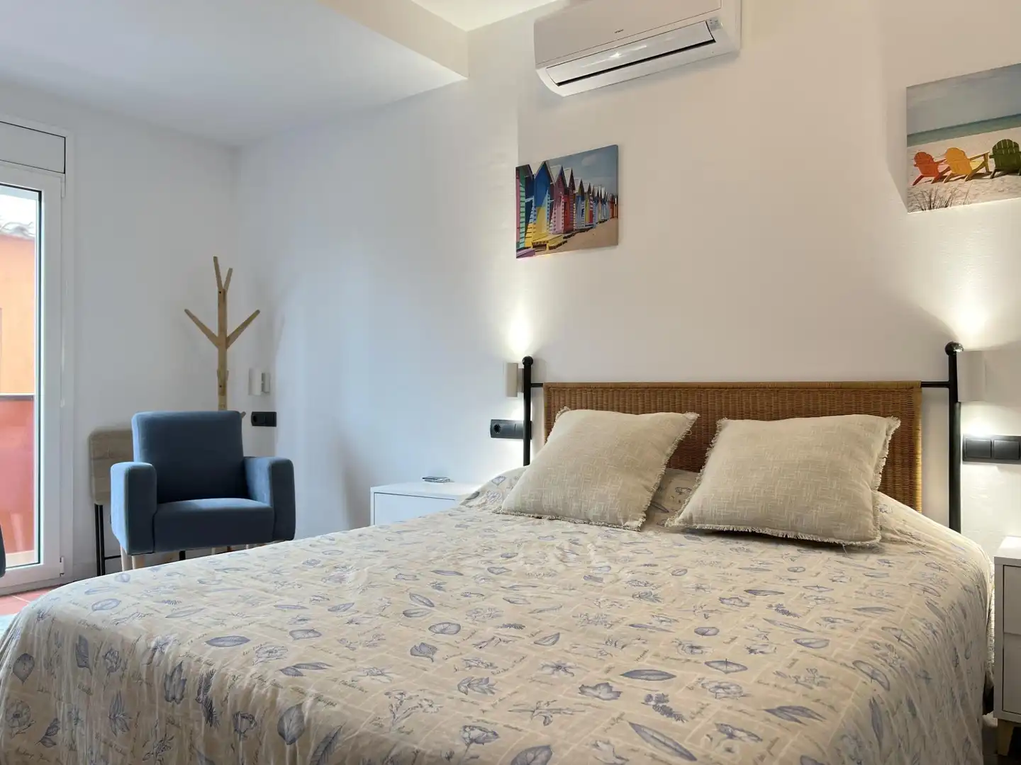 Bedroom of Houses for sale in Sant Pere Pescador  with Air Conditioner, Heating and Private garden