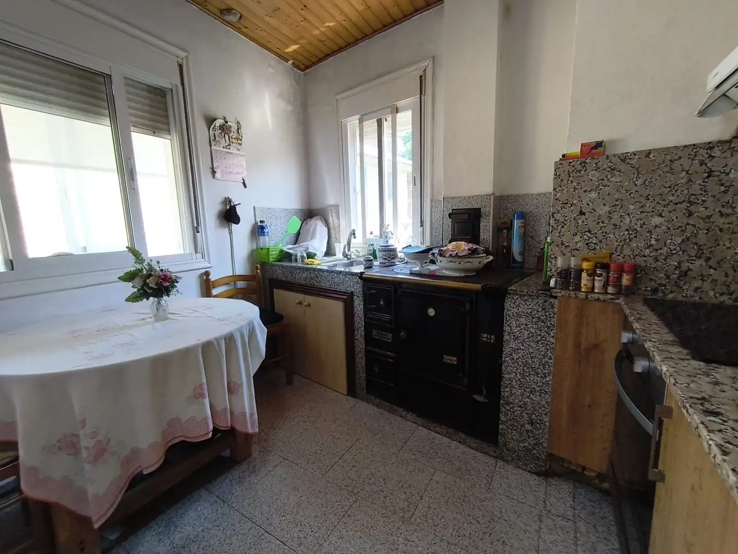 Cocina de Finca rústica en venta en Castrelo de Miño con Trastero, Amueblado y Balcón