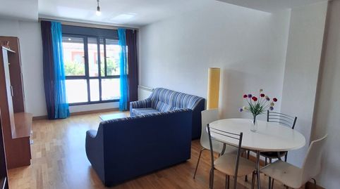Foto 2 de Apartament en venda a Calle Mayor, 38, Arrúbal, La Rioja