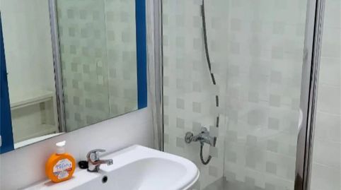 Foto 5 de Habitació a Carrer Polo de Bernabé, 32, Piscinas, Vila-real
