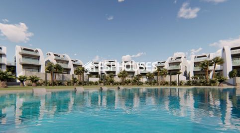 Apartamentos de lujo con vistas al mar.