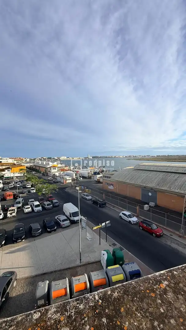 Dúplex en venta en Isla Cristina con Calefacción, Terraza y Trastero