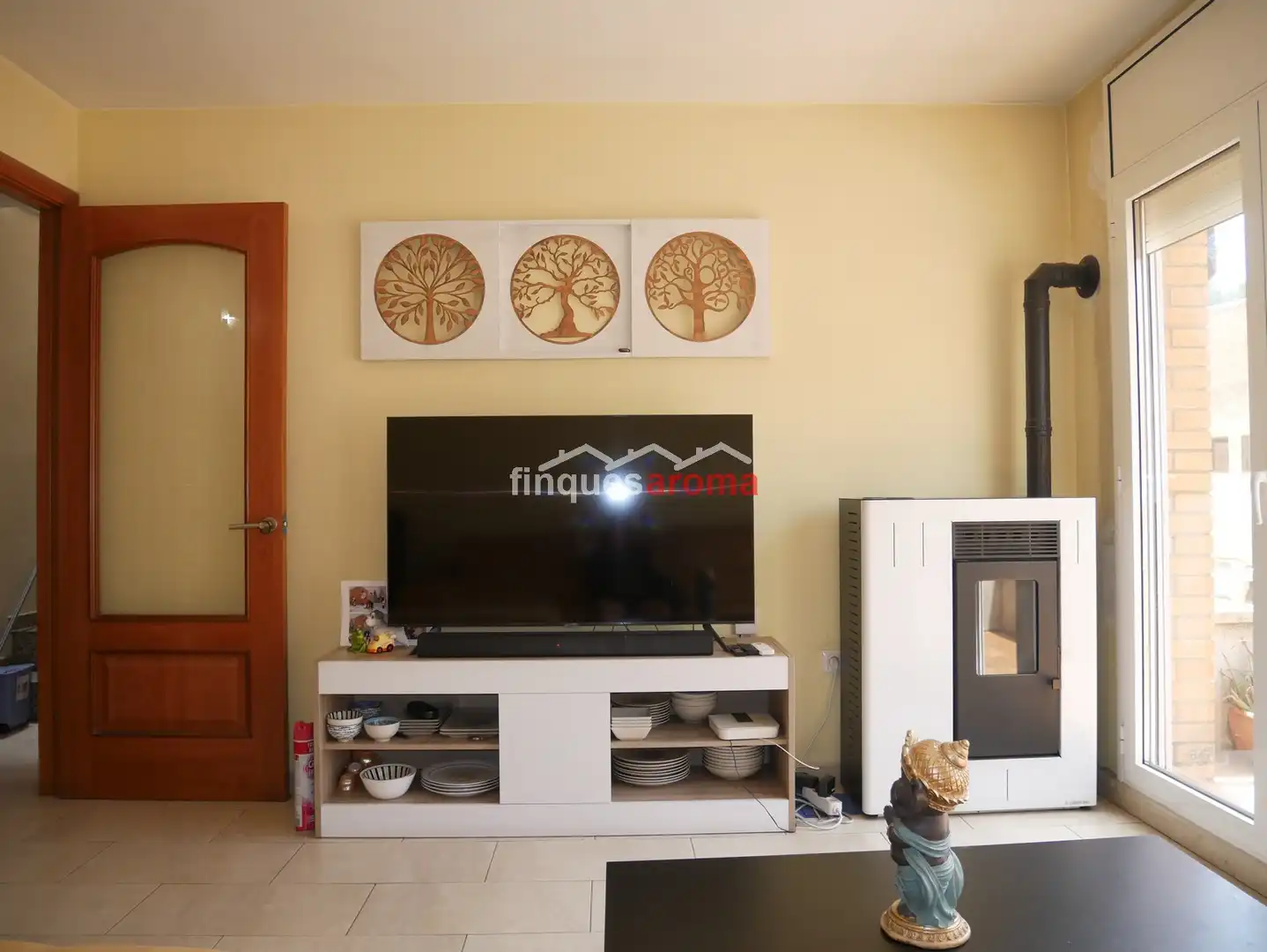 Sala de estar de Casa adosada en venta en Pira con Aire acondicionado, Calefacción y Terraza
