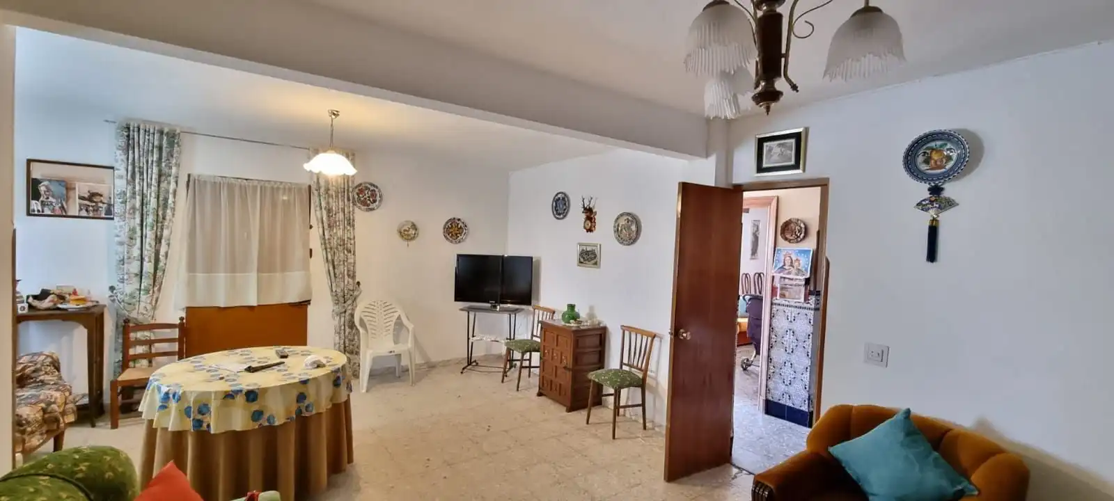 Living room of Country homes for sale in Carriches