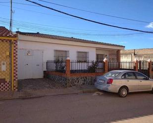 Exterior view of Single-family semi-detached for sale in Entrín Bajo