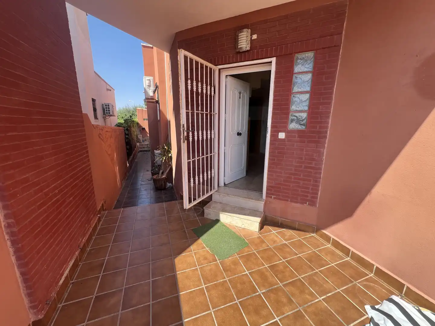Exterior view of Houses for sale in Torrevieja  with Air Conditioner, Heating and Terrace