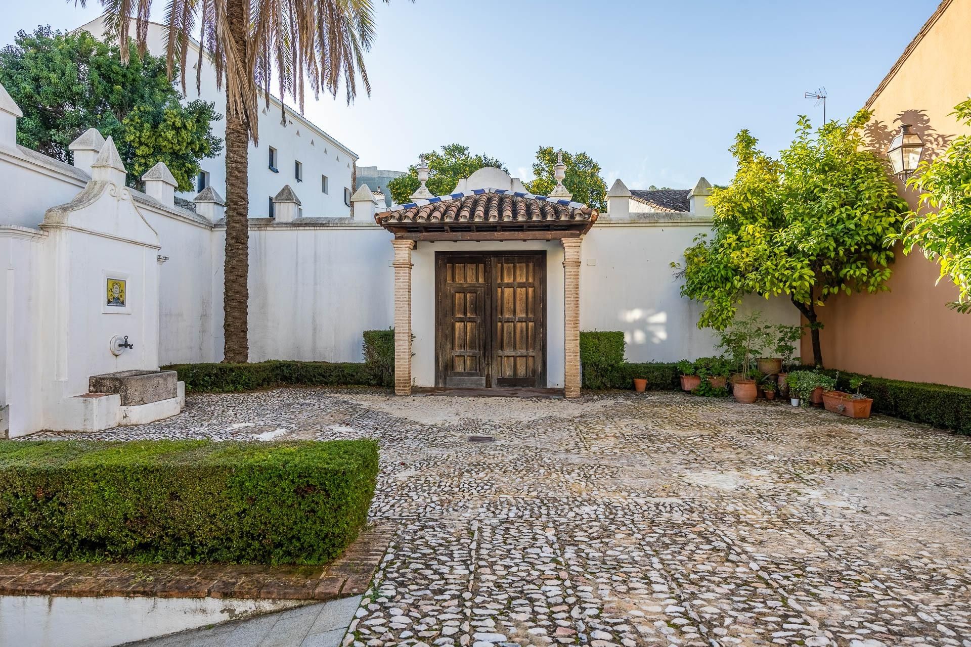 Vista exterior de Casa o xalet de lloguer en Aracena amb Aire condicionat, Calefacció i Jardí privat