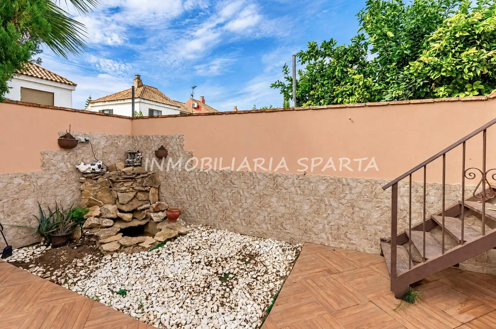 Terrassa de Casa o xalet en venda en Espartinas Pueblo