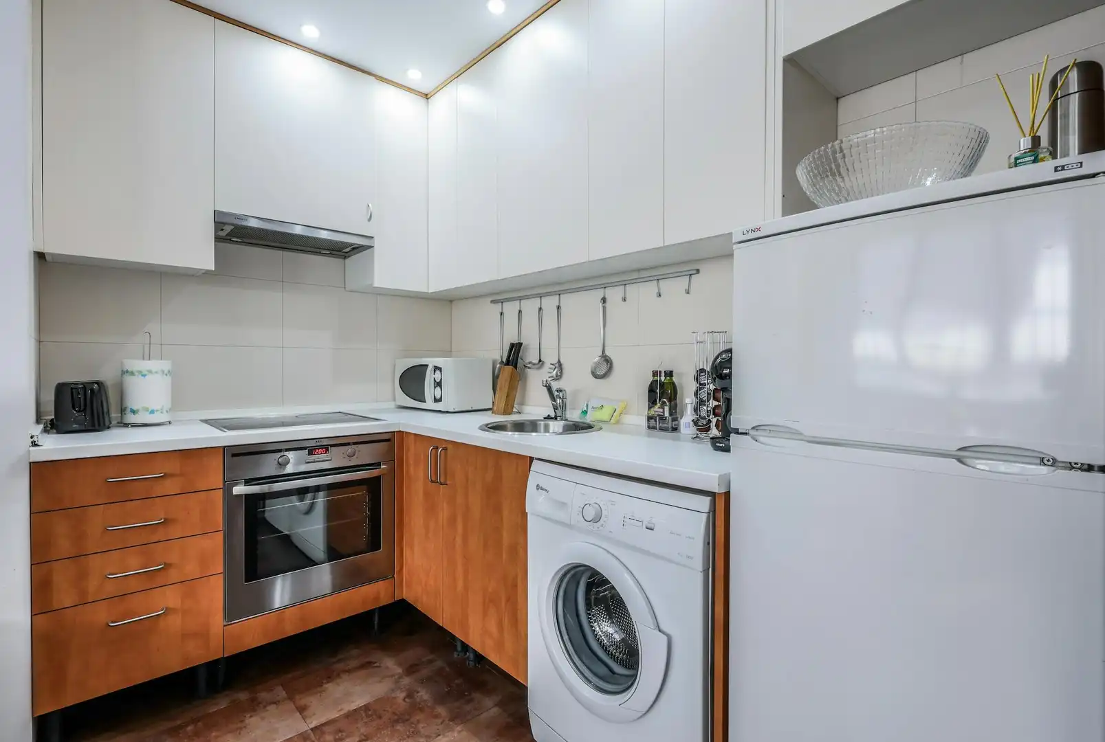 Kitchen of Flat for rent in Madrid  with Air Conditioner, Heating and Furnished
