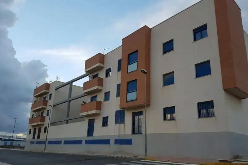 Individuel à vendre à Calle América, imagen 2