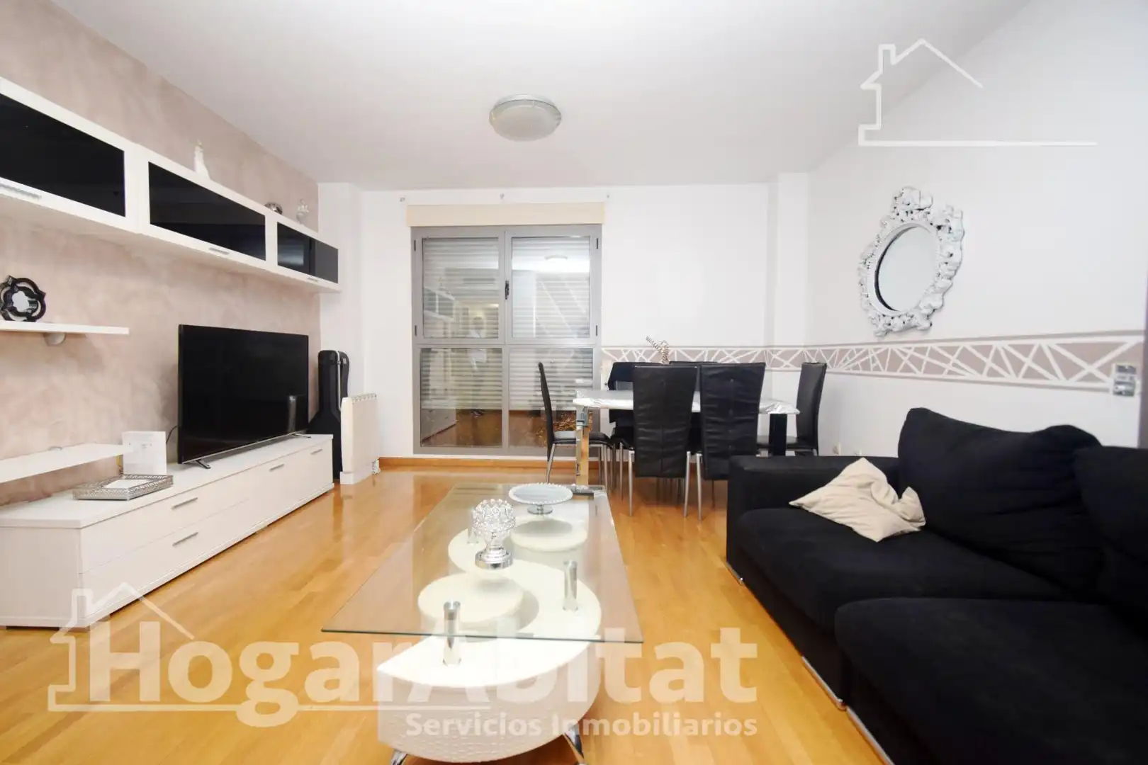 Sala d'estar de Pis en venda en Valencia amb Aire condicionat, Calefacció i Parquet
