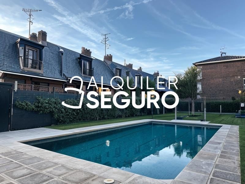 Exterior view of House or chalet to rent in Boadilla del Monte  with Air Conditioner, Heating and Terrace