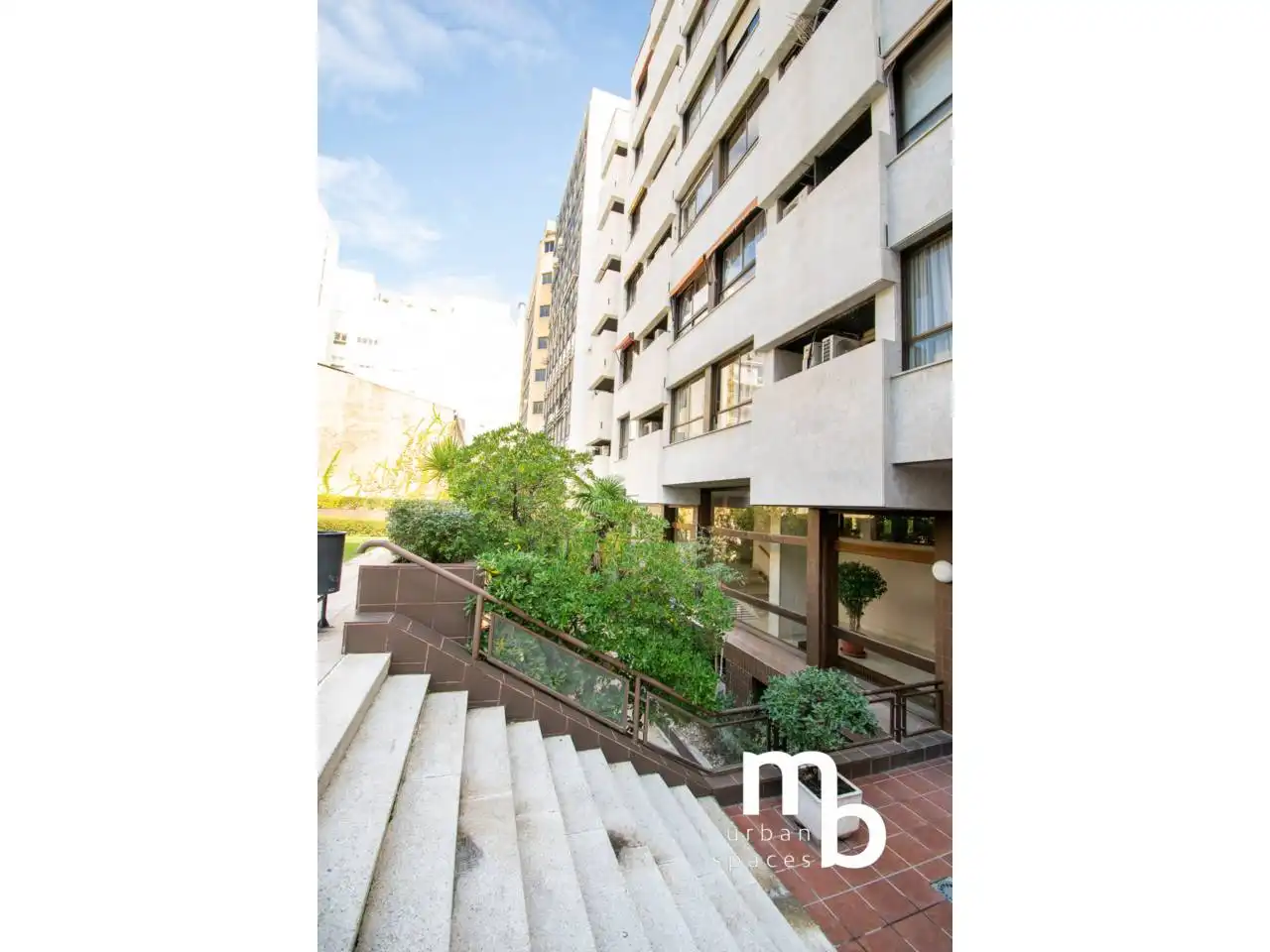 Vista exterior de Piso de alquiler en Madrid con Aire acondicionado, Calefacción y Parquet