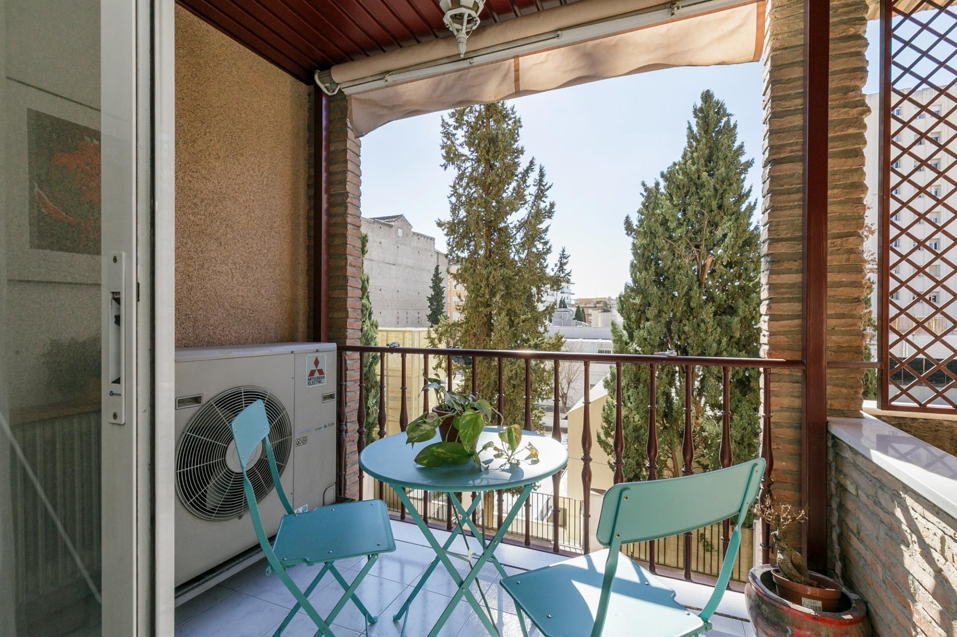 Terrassa de Pis en venda en  Granada Capital amb Aire condicionat, Terrassa i Moblat