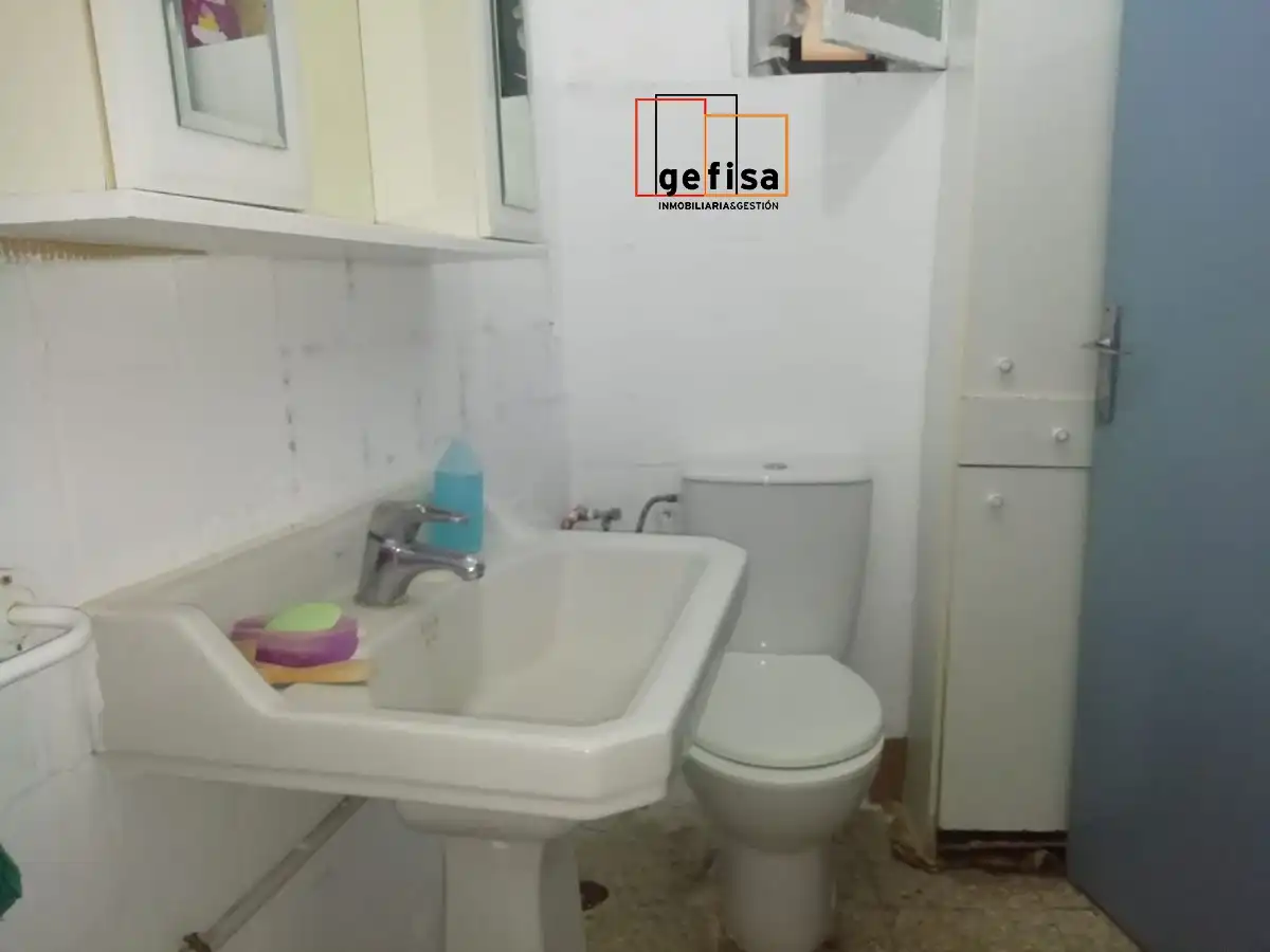 Bany de Casa o xalet en venda en Valdepeñas amb Traster i Balcó
