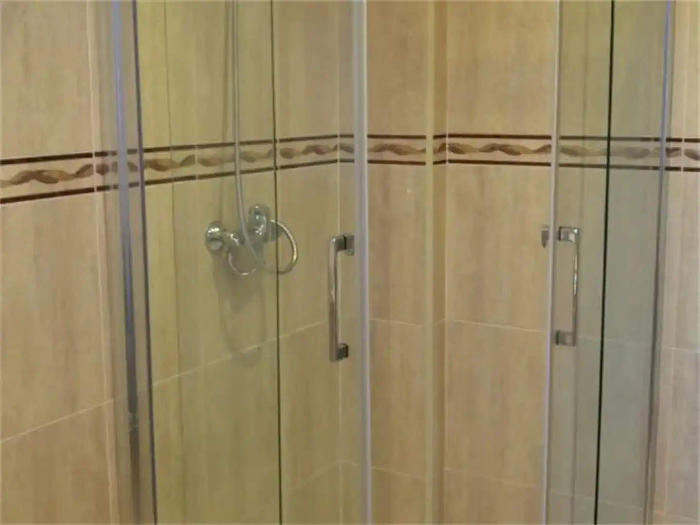 Bathroom of Houses for rent in Hazas de Cesto  with Balcony
