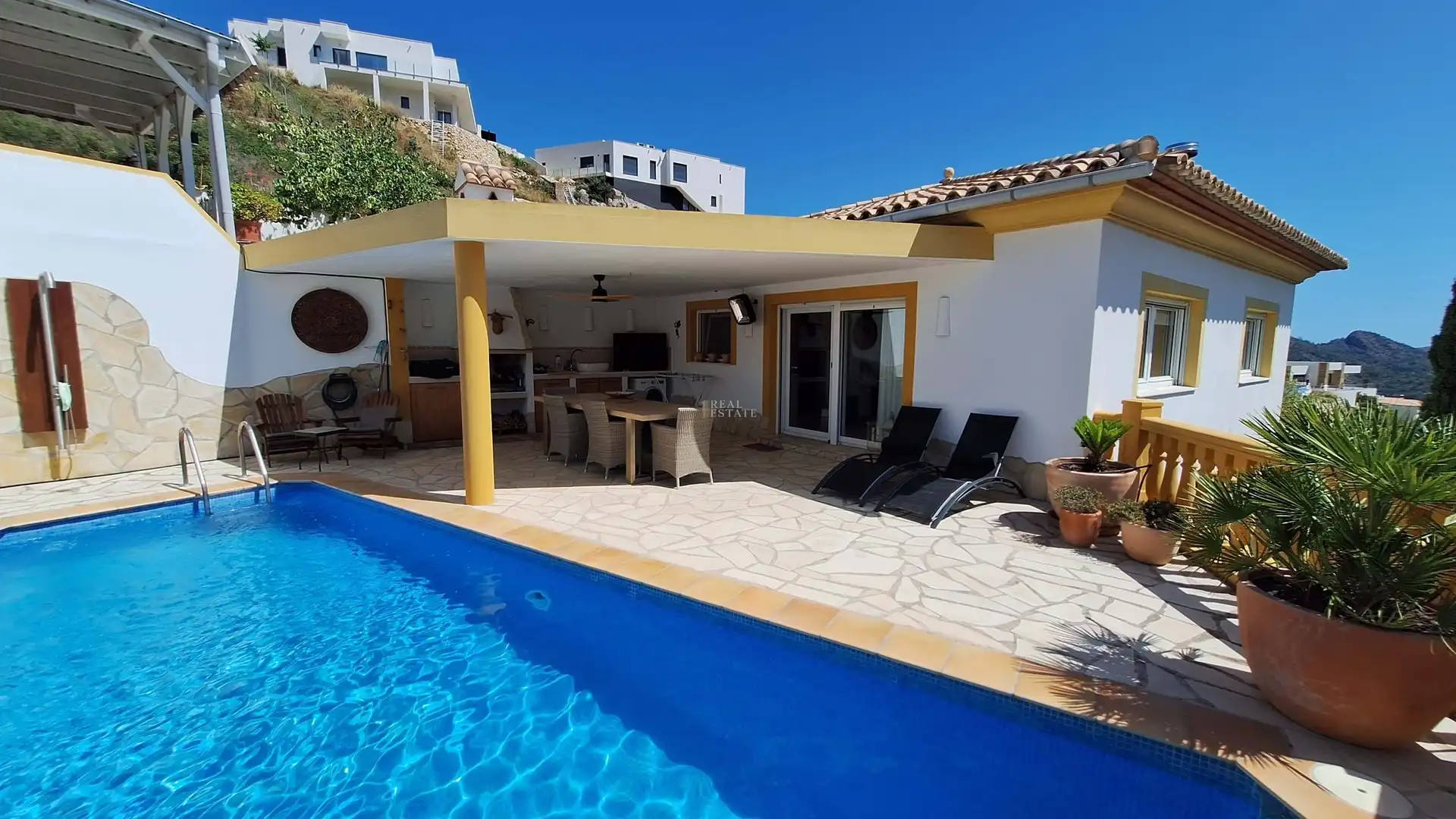 Casa amb terrassa en venda a Carrer Riu D'Alcoi, imagen 3