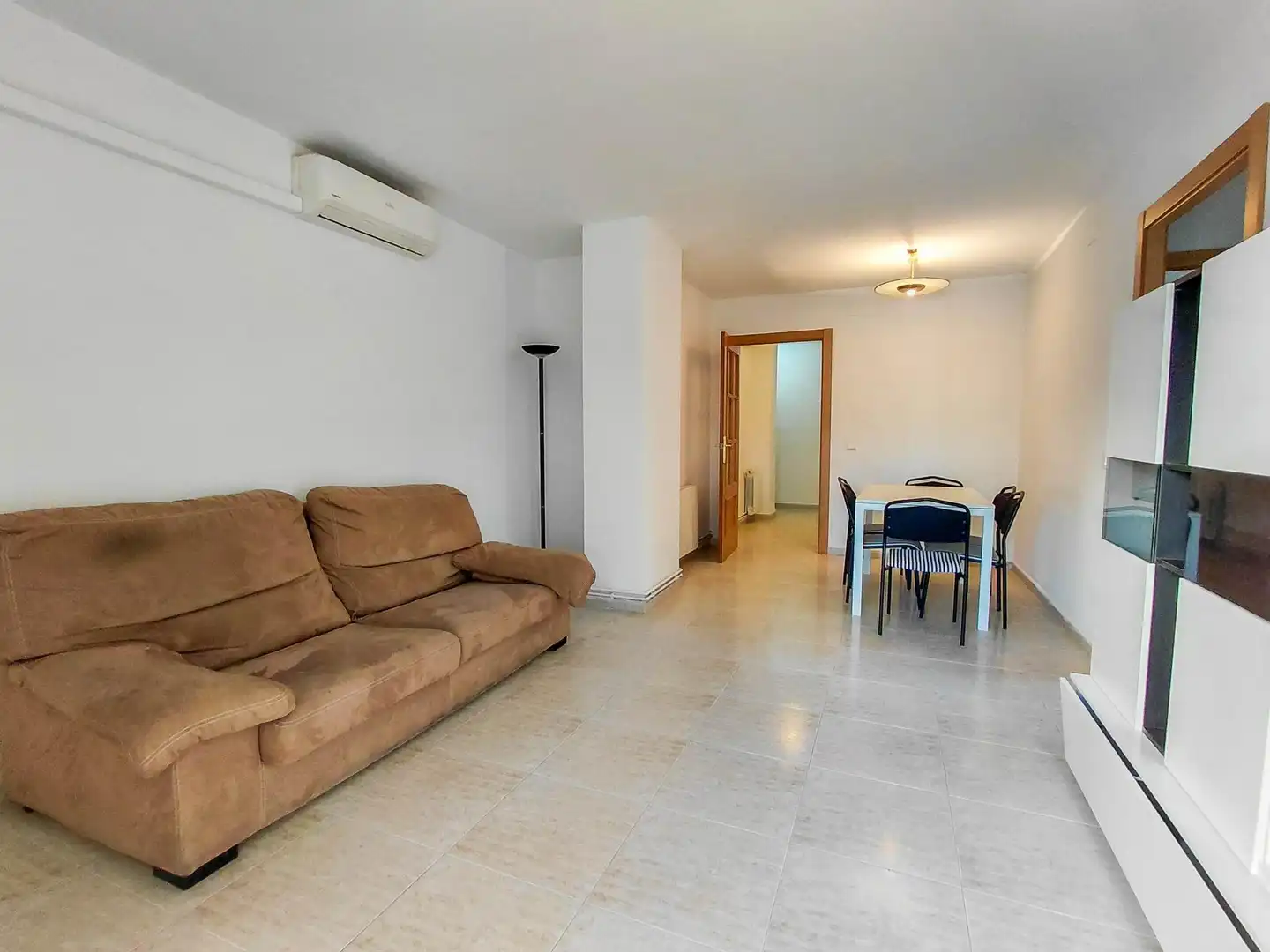 Living room of Flat for sale in Calafell  with Heating, Private garden and Terrace
