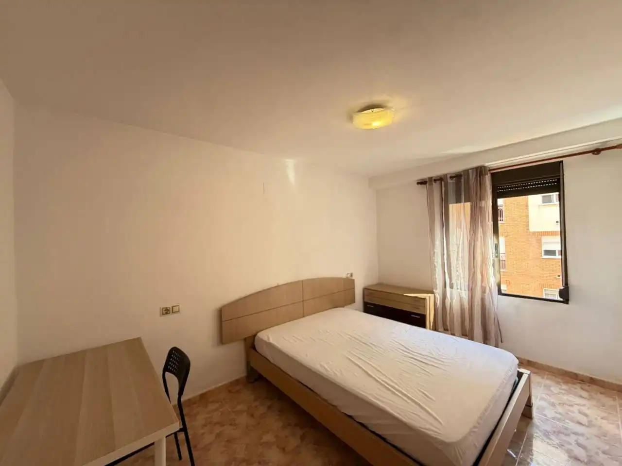 Bedroom of Flat for sale in Castellón de la Plana / Castelló de la Plana  with Air Conditioner and Balcony