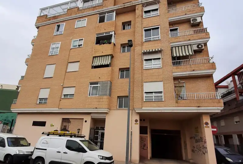 Vista exterior de Garaje en venta en Sagunto / Sagunt