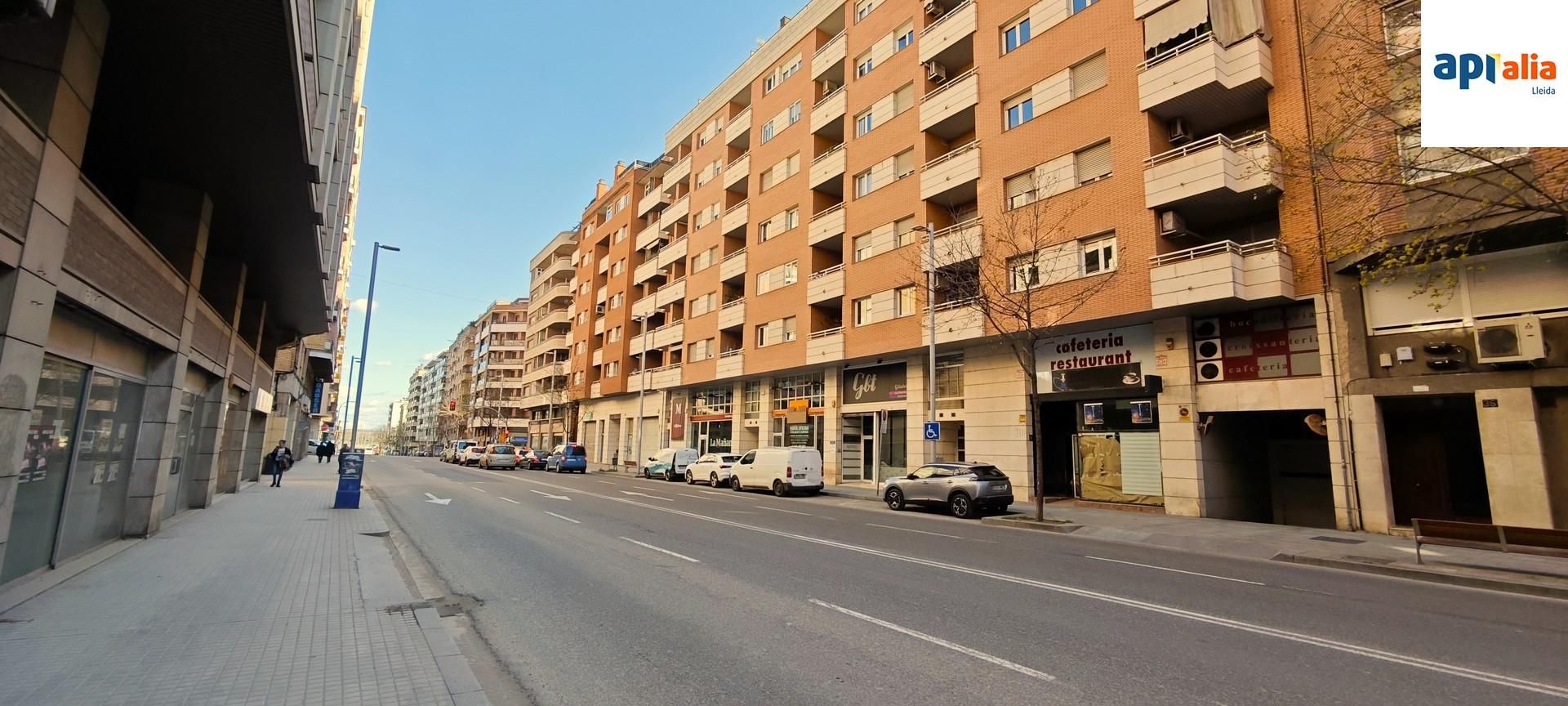 Exterior view of Flat for sale in  Lleida Capital  with Heating and Balcony