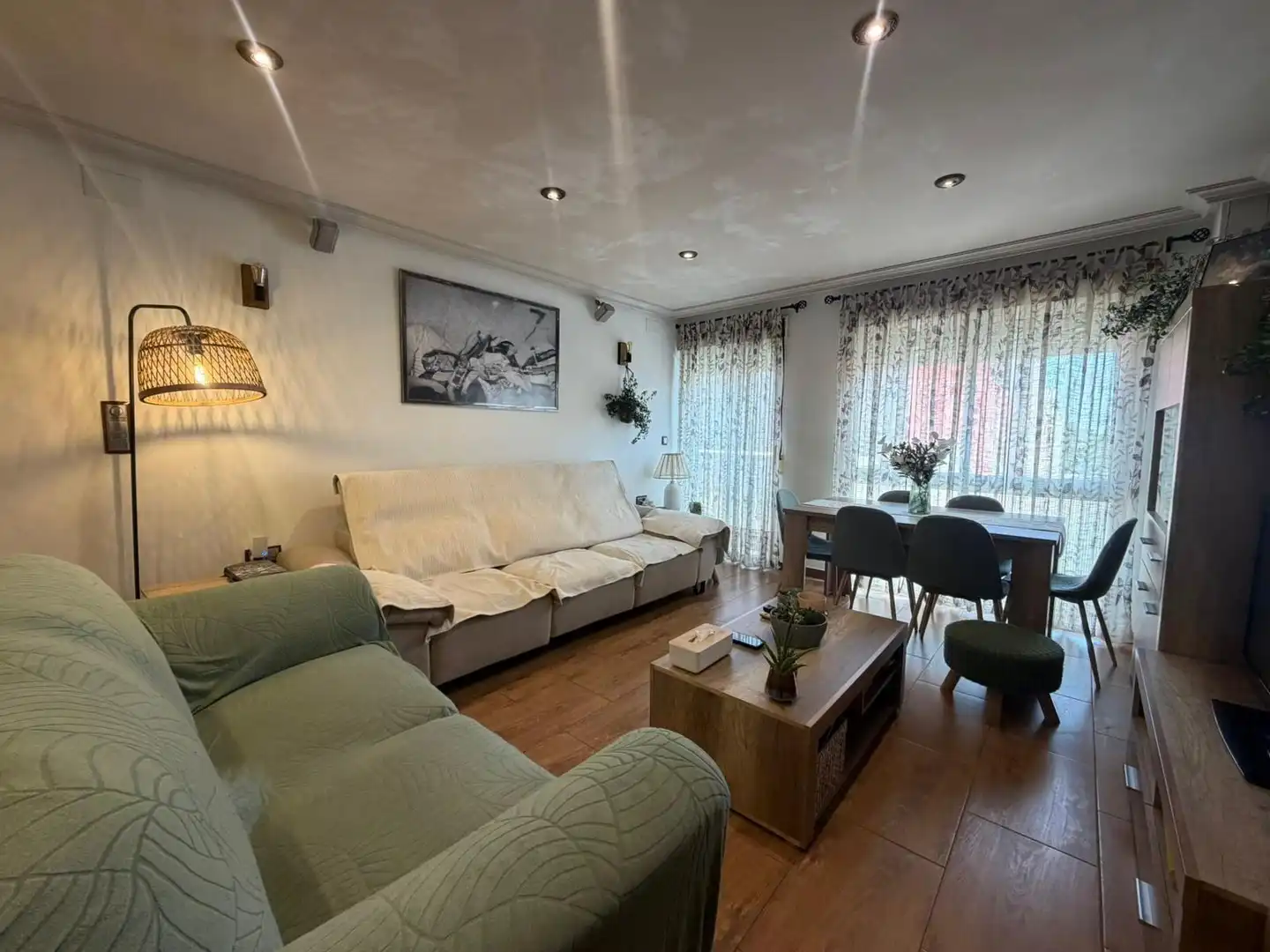 Sala d'estar de Apartament en venda en Dolores amb Aire condicionat, Moblat i Balcó
