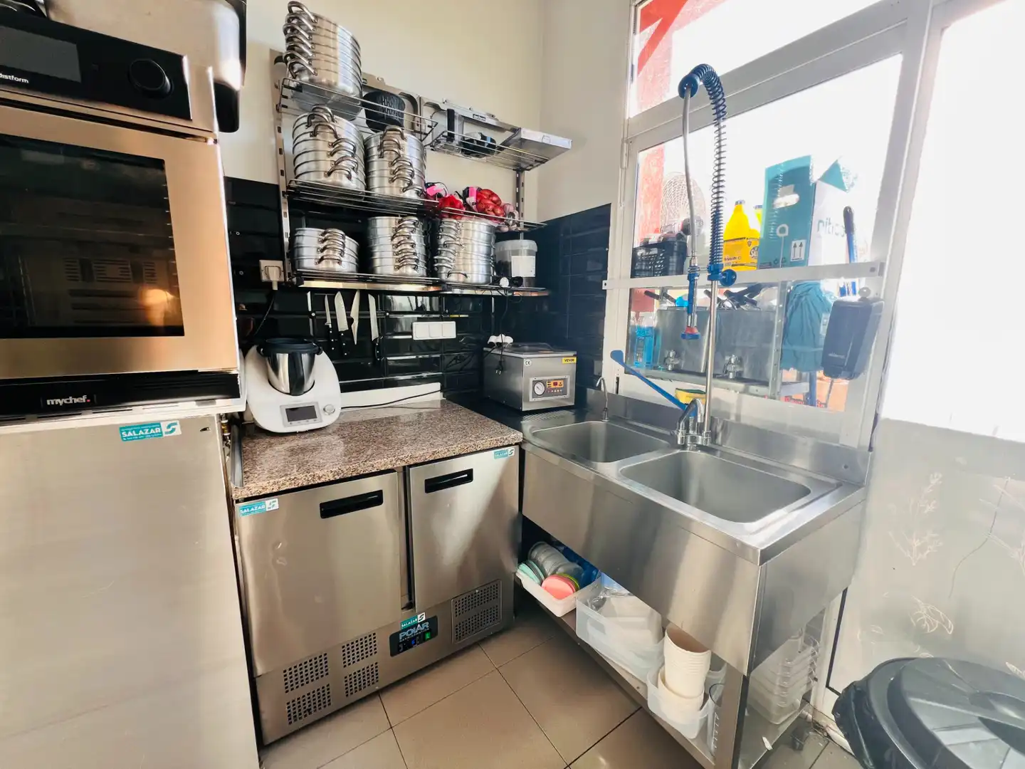 Cocina de Local en traspaso en Orihuela con Aire acondicionado, Calefacción y Terraza