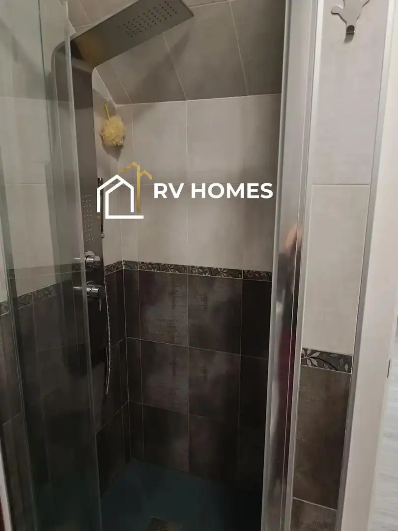 Badezimmer von Einfamilien-Reihenhaus zur Miete in Cáceres mit Heizung, Terrasse und Möbliert