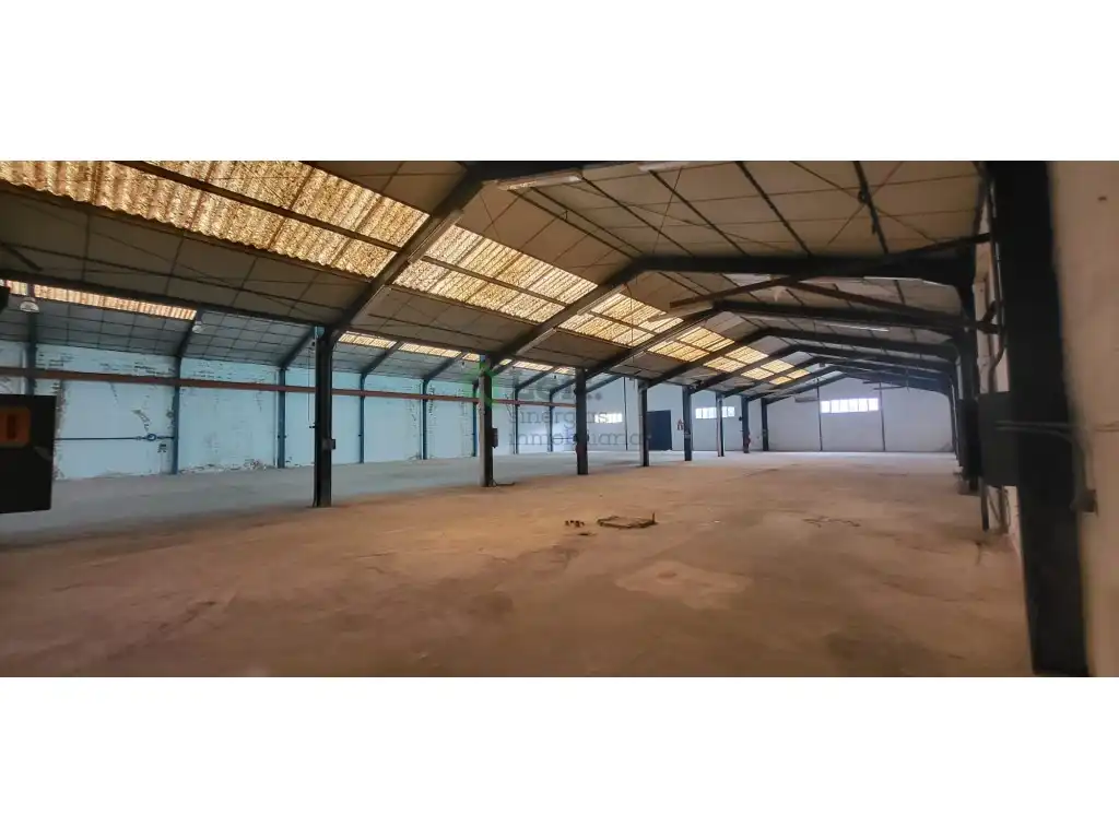 Industrial building to rent in La Estación, imagen 3