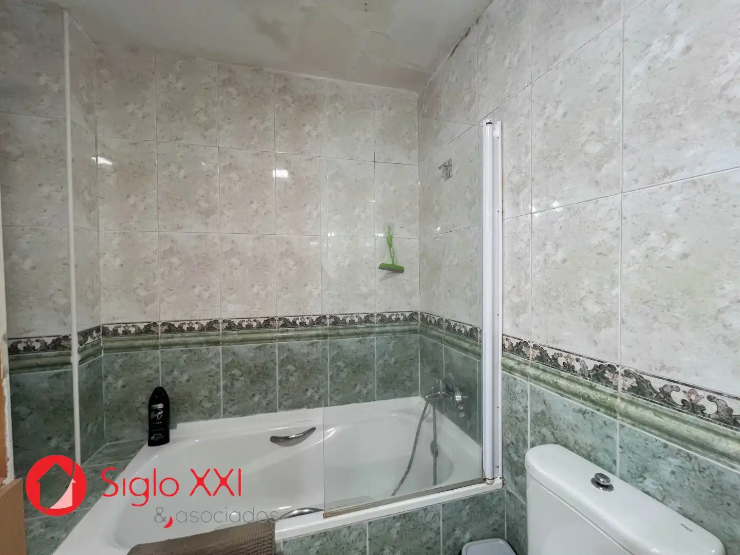 Bathroom of Flat for sale in Oropesa del Mar / Orpesa  with Balcony