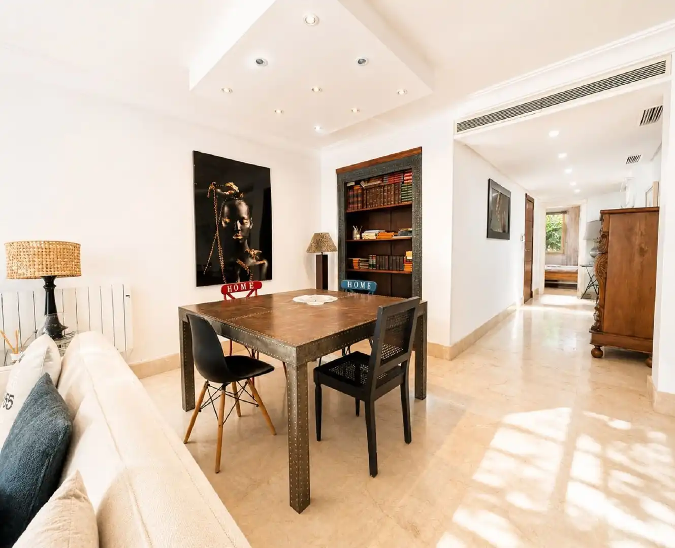 Menjador de Apartament en venda en Marbella amb Aire condicionat, Jardí privat i Terrassa