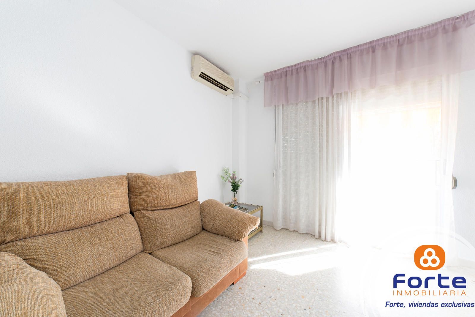 Bedroom of Flat for sale in  Córdoba Capital  with Air Conditioner and Heating