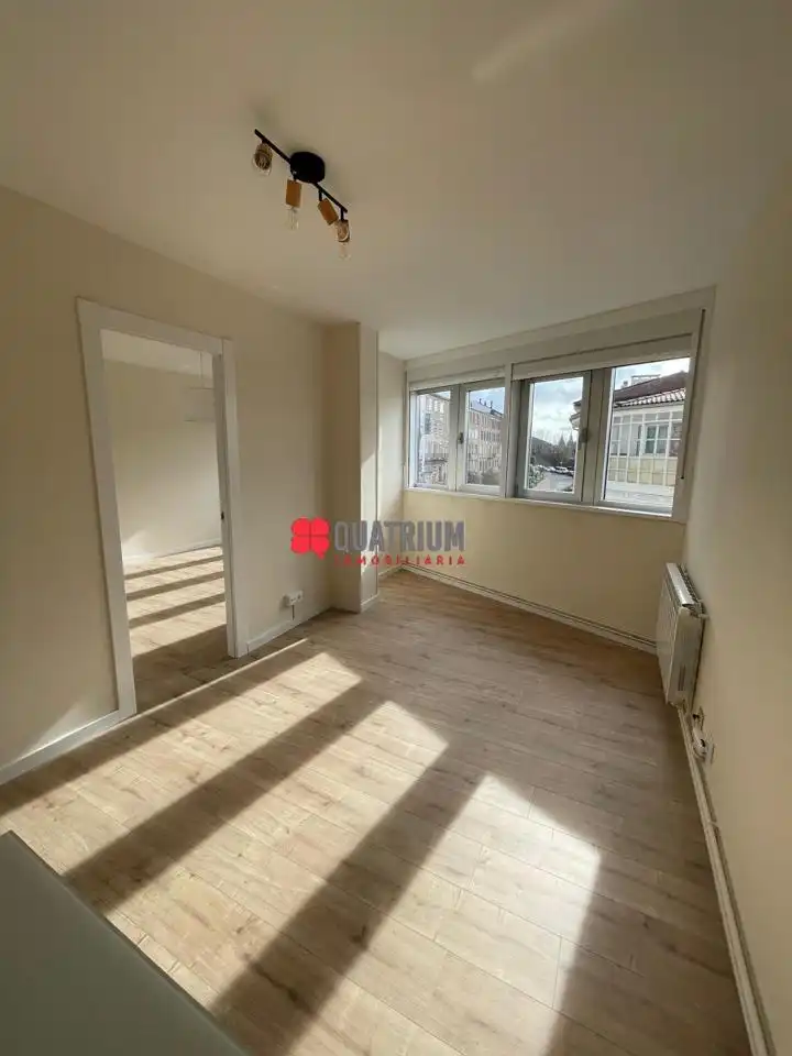 Flat for rent in Avenida de Salamanca, Campus Norte - San Caetano