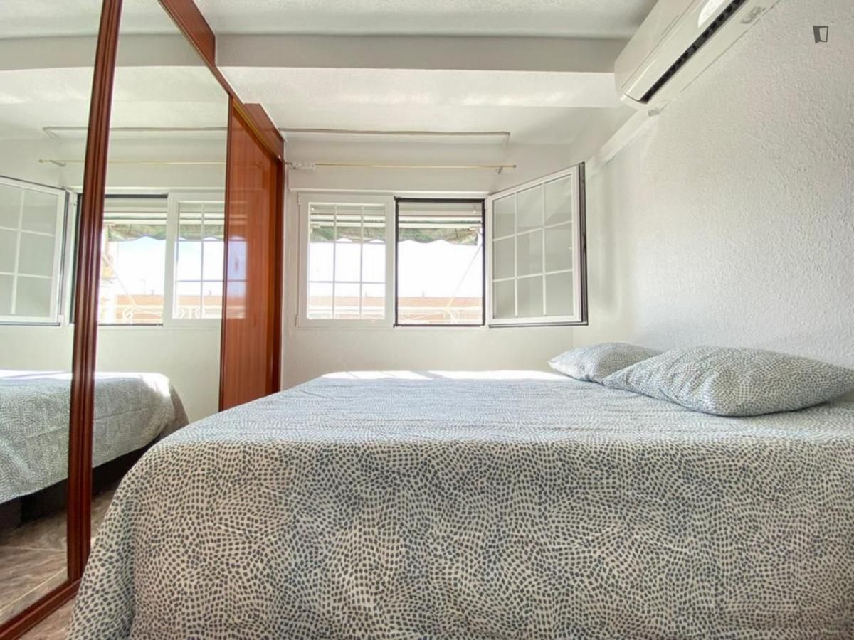 Apartment to share in Juan de la Cierva