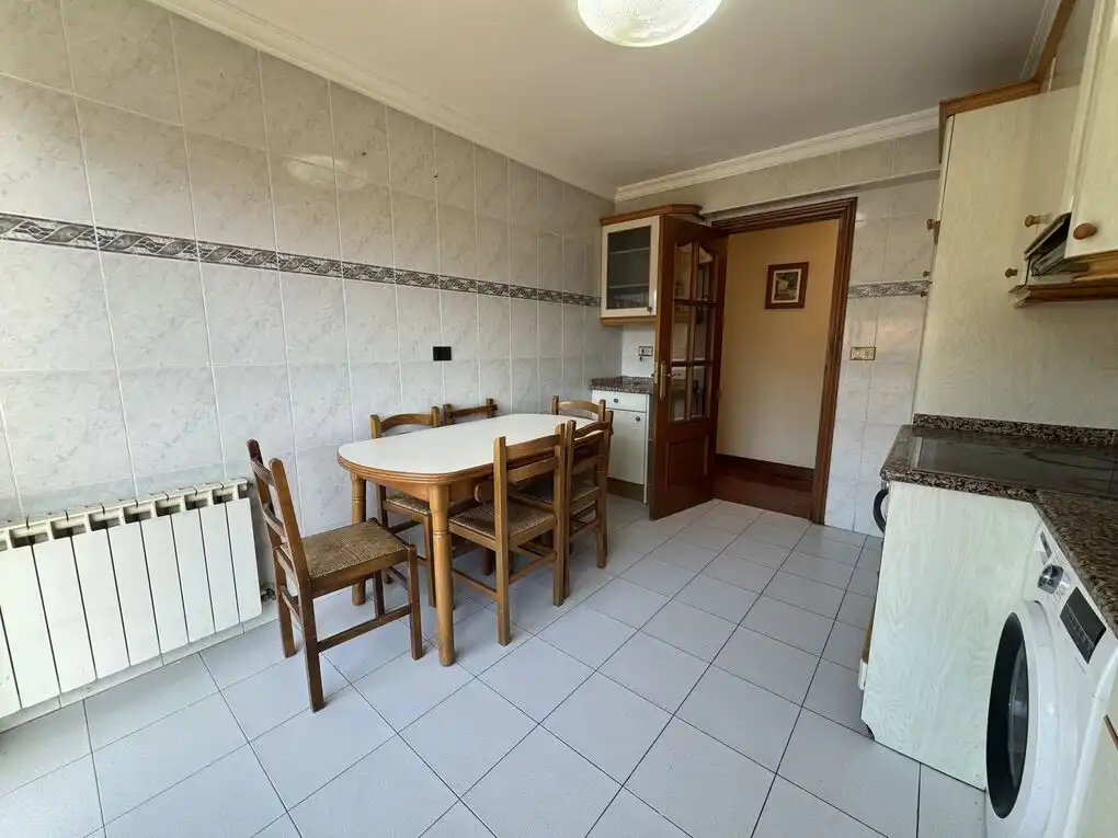 Kitchen of Flat for sale in Legazpi  with Heating and Balcony