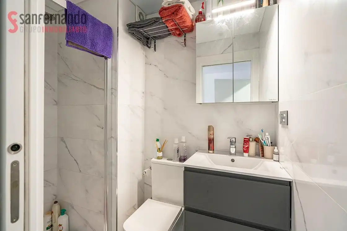 Baño de Piso en venta en Santander con Calefacción y Balcón