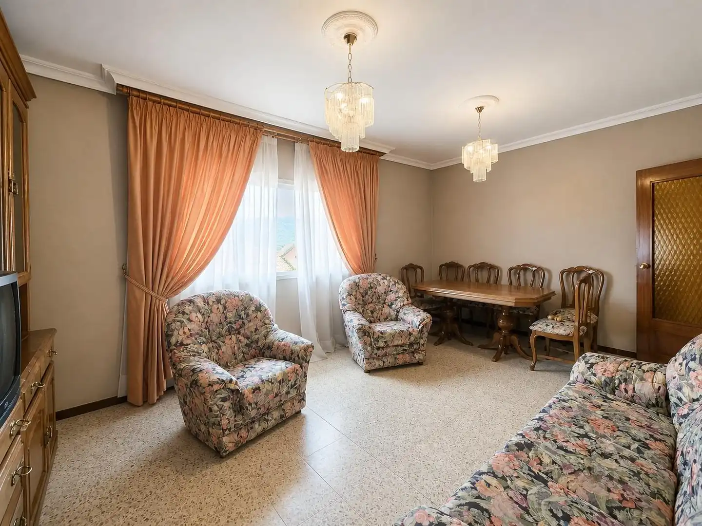 Sala de estar de Piso en venta en Hervás con Terraza y Balcón