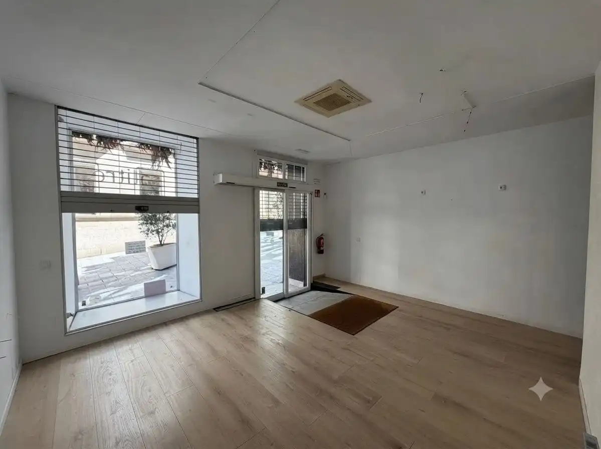 Commercial properties for rent in Vigo   with Air Conditioner, Internet and Alarm