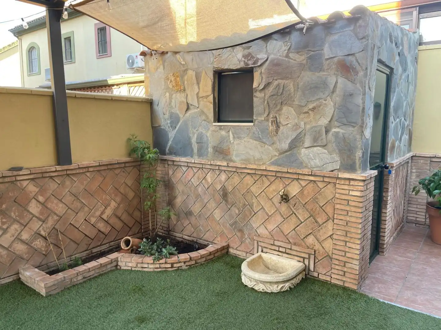 Terrace of Houses for sale in Montequinto  with Air Conditioner and Terrace
