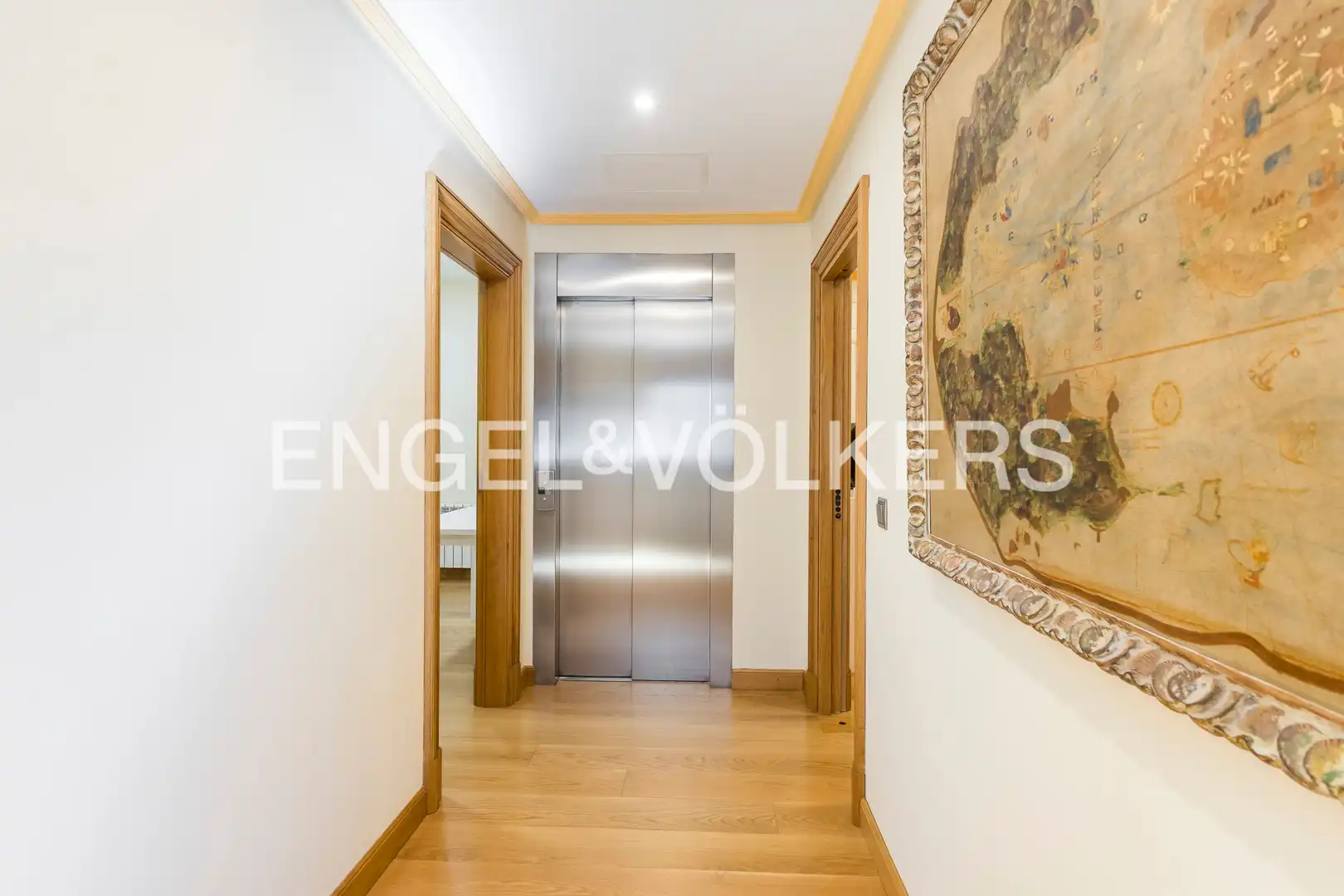 Houses for sale in Madrid  with Air Conditioner, Heating and Private garden