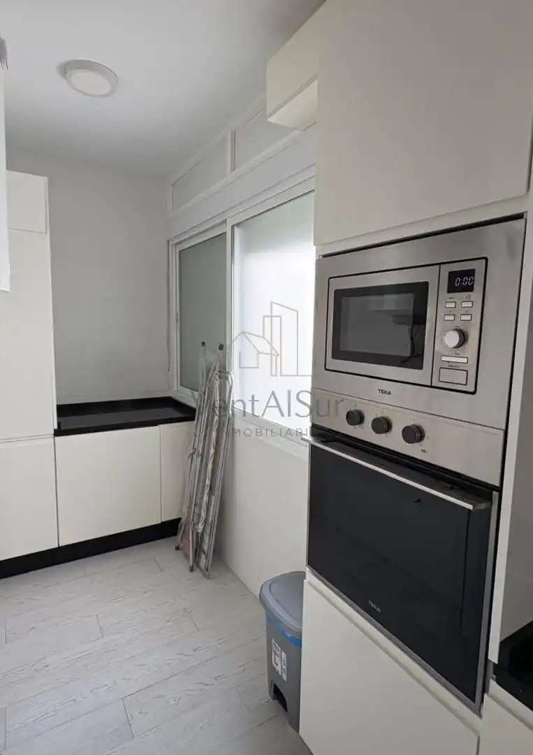 Kitchen of Flat for sale in Sanlúcar de Barrameda  with Air Conditioner, Terrace and Furnished