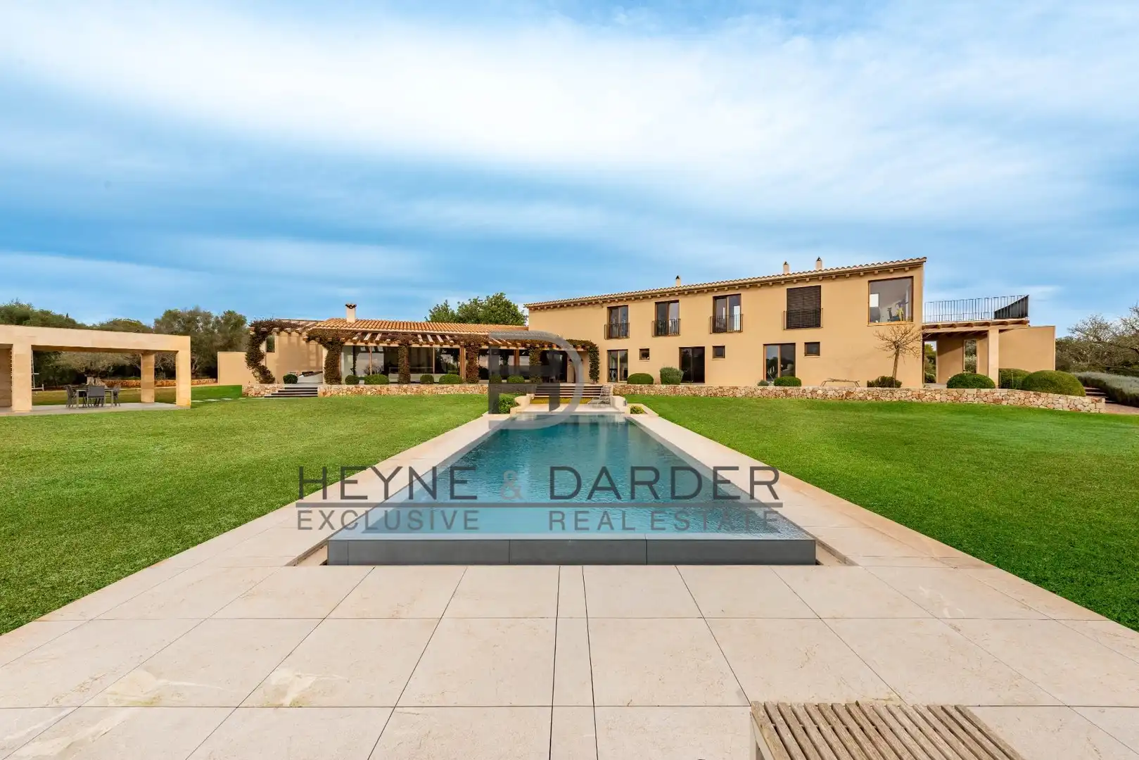 Vista exterior de Casa o chalet de alquiler en Santanyí con Aire acondicionado, Calefacción y Jardín privado