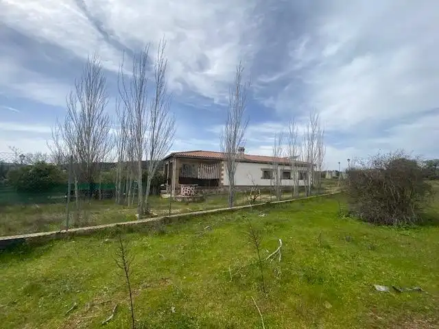 Finca rústica en venta en Cenicientos con Jardín privado